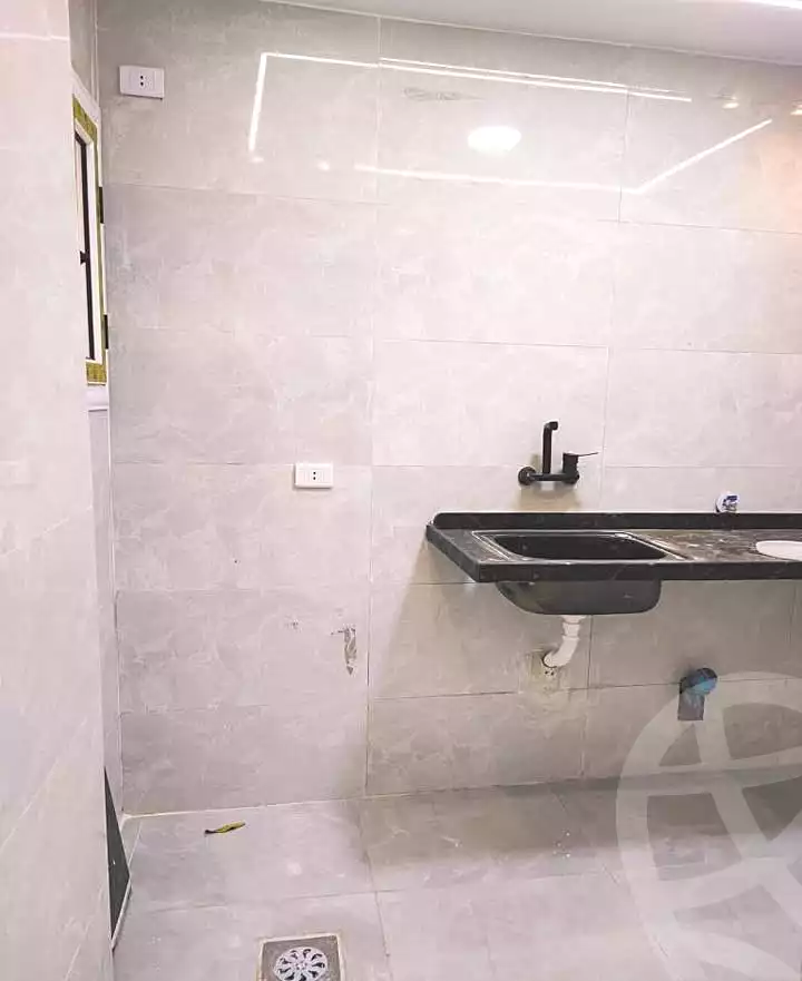 https://aqarmap.com.eg/ar/listing/6962812-for-sale-alexandria-al-agamy-el-hanouvel-abo-bakr-el-sedeek-st