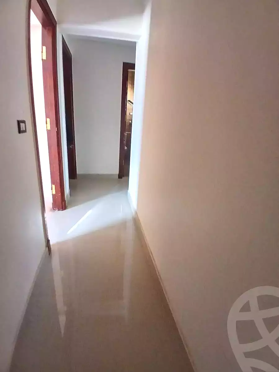 https://aqarmap.com.eg/en/listing/6963093-for-rent-alexandria-lauran