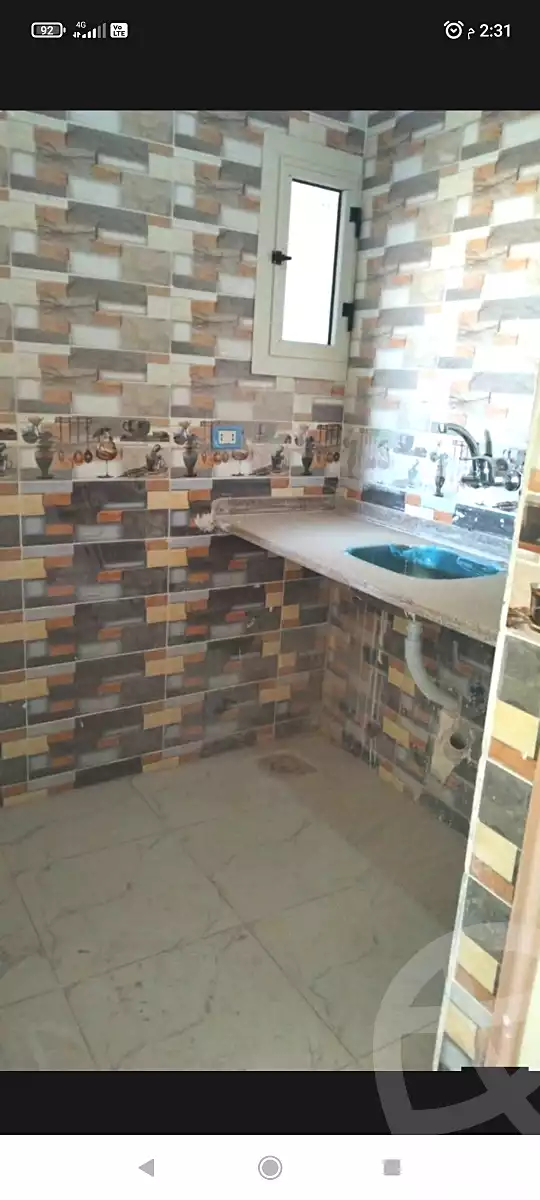 https://aqarmap.com.eg/ar/listing/6963175-for-rent-alexandria-al-agamy-el-hanouvel
