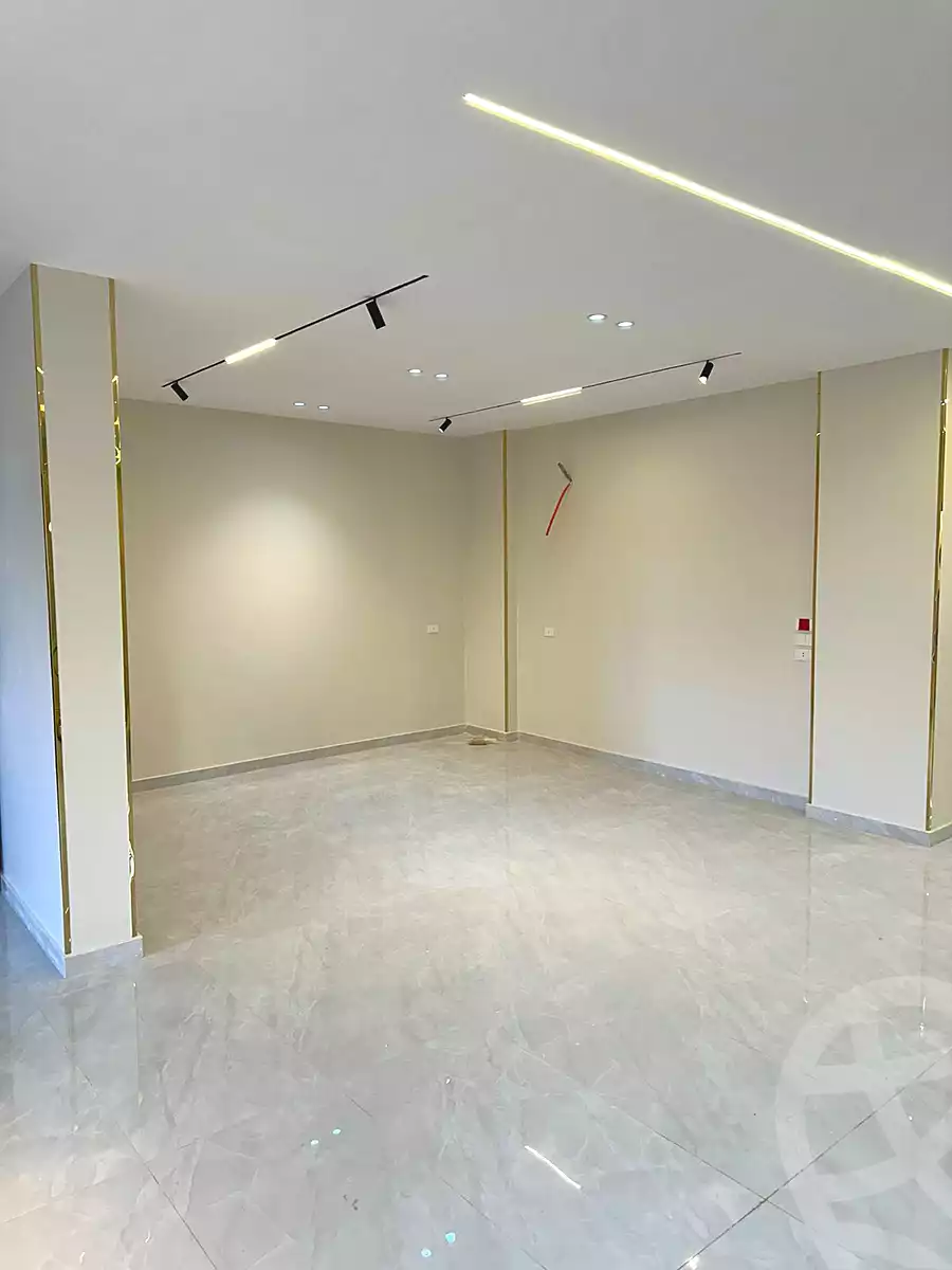 https://aqarmap.com.eg/ar/listing/6963333-for-sale-cairo-el-sheikh-zayed-city-el-hay-elsabeaa-lbstn