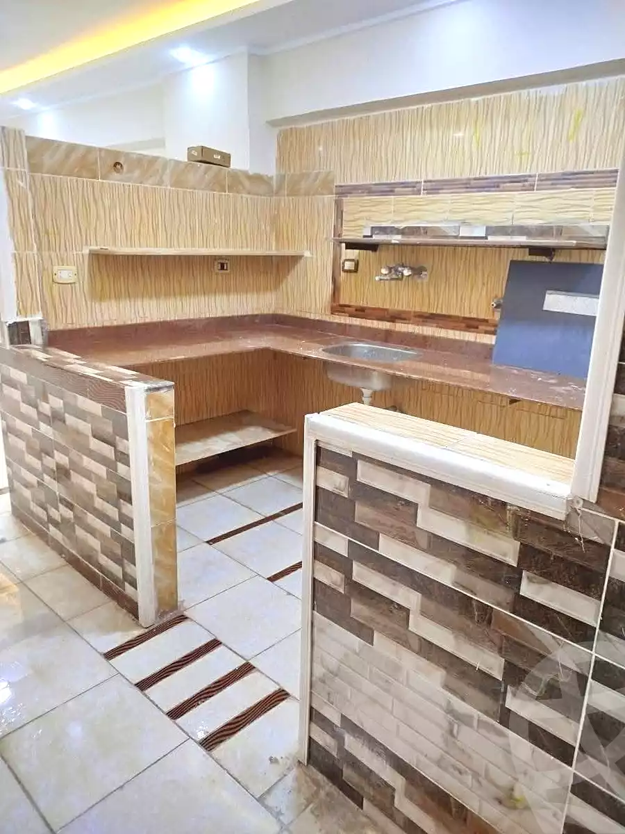 https://aqarmap.com.eg/en/listing/6963550-for-rent-alexandria-al-agamy-bw-ywsf