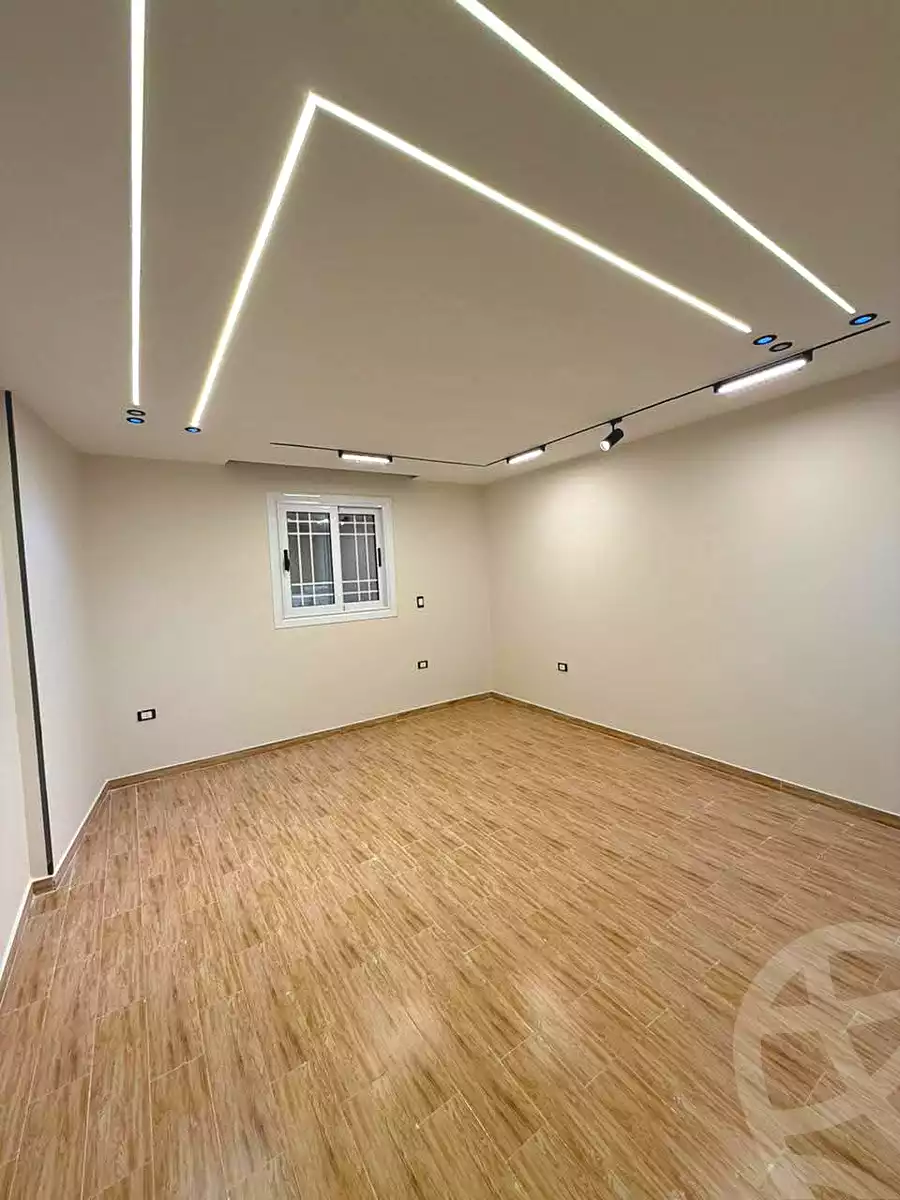 https://aqarmap.com.eg/ar/listing/6963818-for-sale-alexandria-al-agamy-lbytsh-el-reyad-st