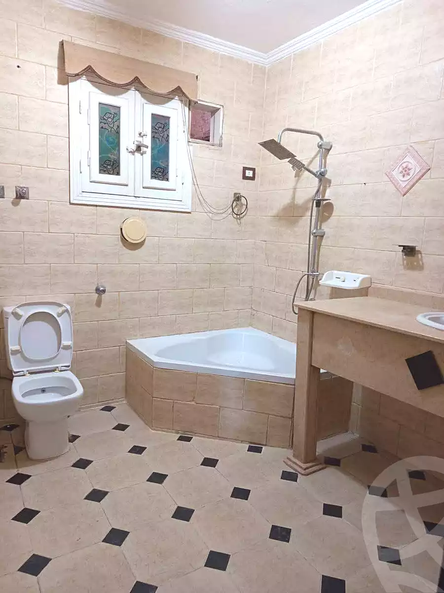 https://aqarmap.com.eg/ar/listing/6963959-for-rent-alexandria-al-agamy-bw-ywsf
