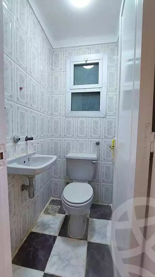 https://aqarmap.com.eg/ar/listing/6964143-for-sale-alexandria-al-agamy-shataa-el-nakheel