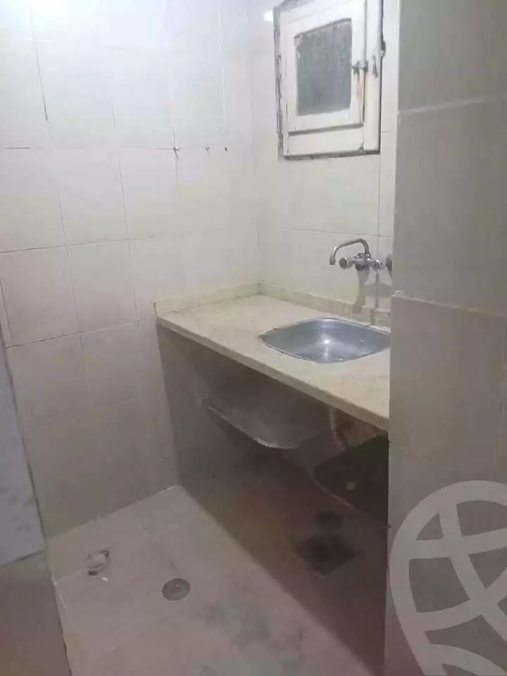 https://aqarmap.com.eg/ar/listing/6964996-for-sale-alexandria-al-agamy-el-hanouvel-hussein-waly-st