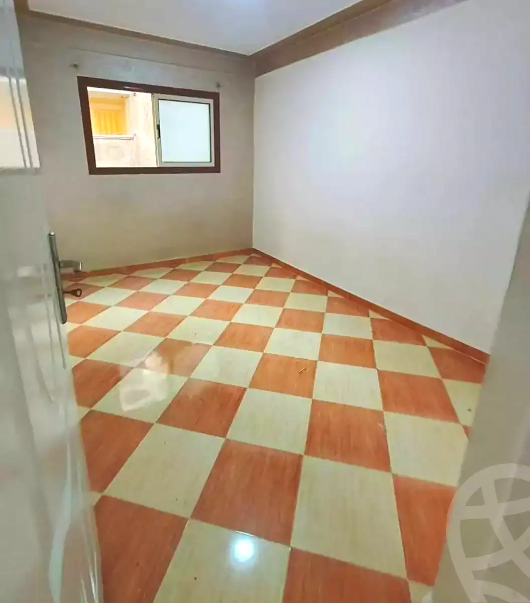 https://aqarmap.com.eg/ar/listing/6965445-for-sale-alexandria-lsywf-el-seyouf-qebly-el-ras-el-souda