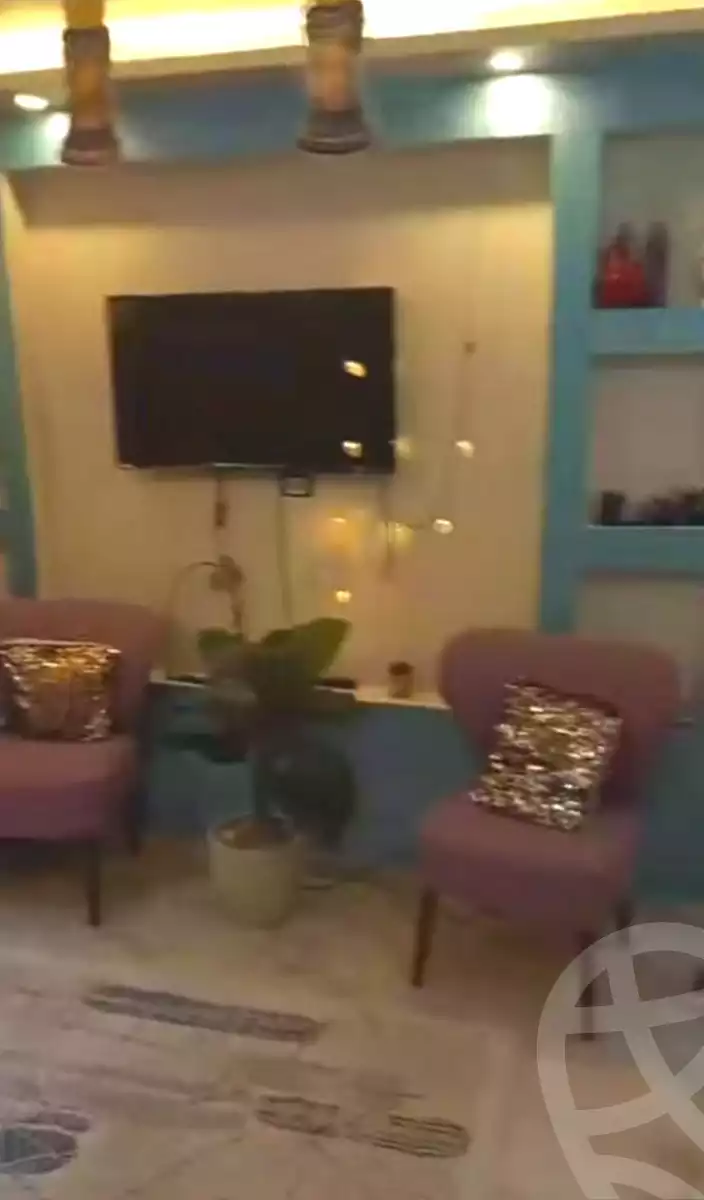 https://aqarmap.com.eg/ar/listing/6965489-for-sale-cairo-ljyz-shareaa-morad  charel degol