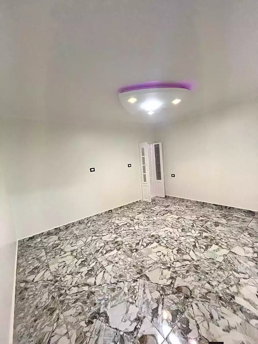 https://aqarmap.com.eg/ar/listing/6965592-for-sale-alexandria-al-agamy-lbytsh-al-kaada-st