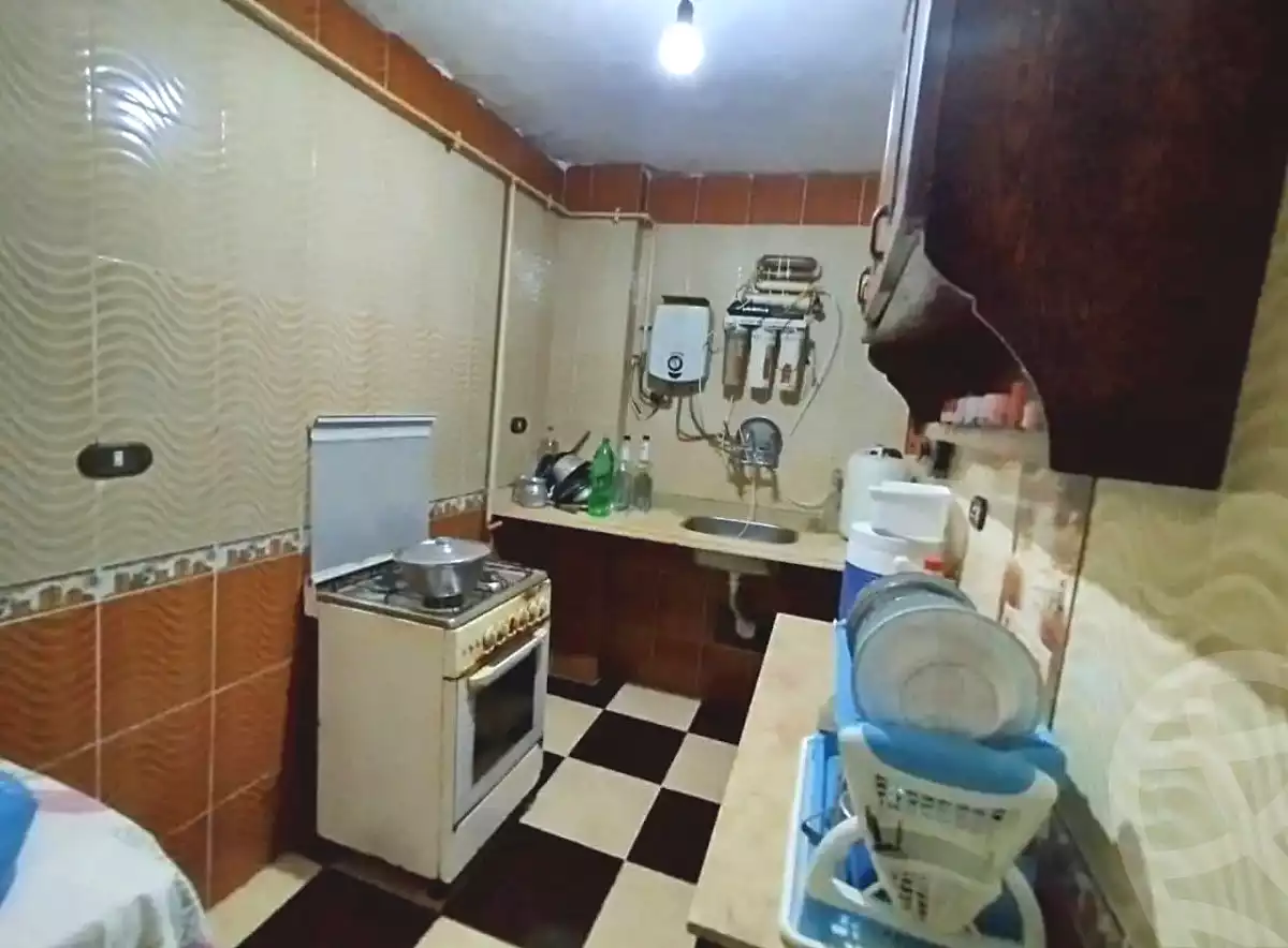 https://aqarmap.com.eg/ar/listing/6965920-for-sale-alexandria-al-agamy-el-hanouvel-el-kholafaa-el-rashdeen-st