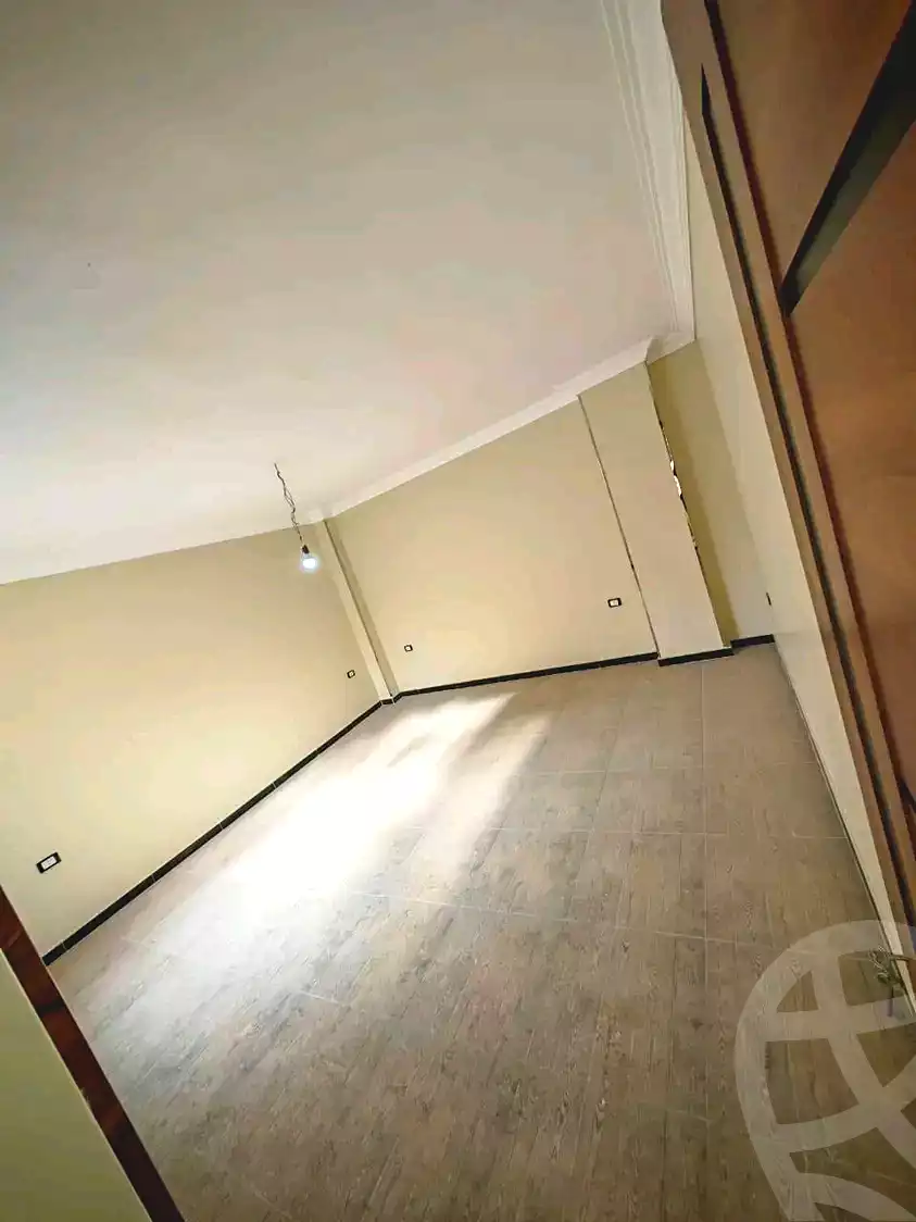 https://aqarmap.com.eg/ar/listing/6965983-for-sale-cairo-helwan-mnshy-yn-hlwn-rael-st