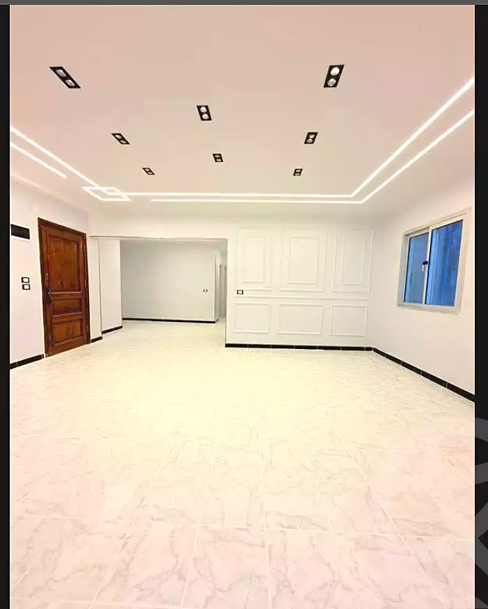 https://aqarmap.com.eg/ar/listing/6965995-for-sale-alexandria-al-agamy-shataa-el-nakheel-armed-forces-buildings