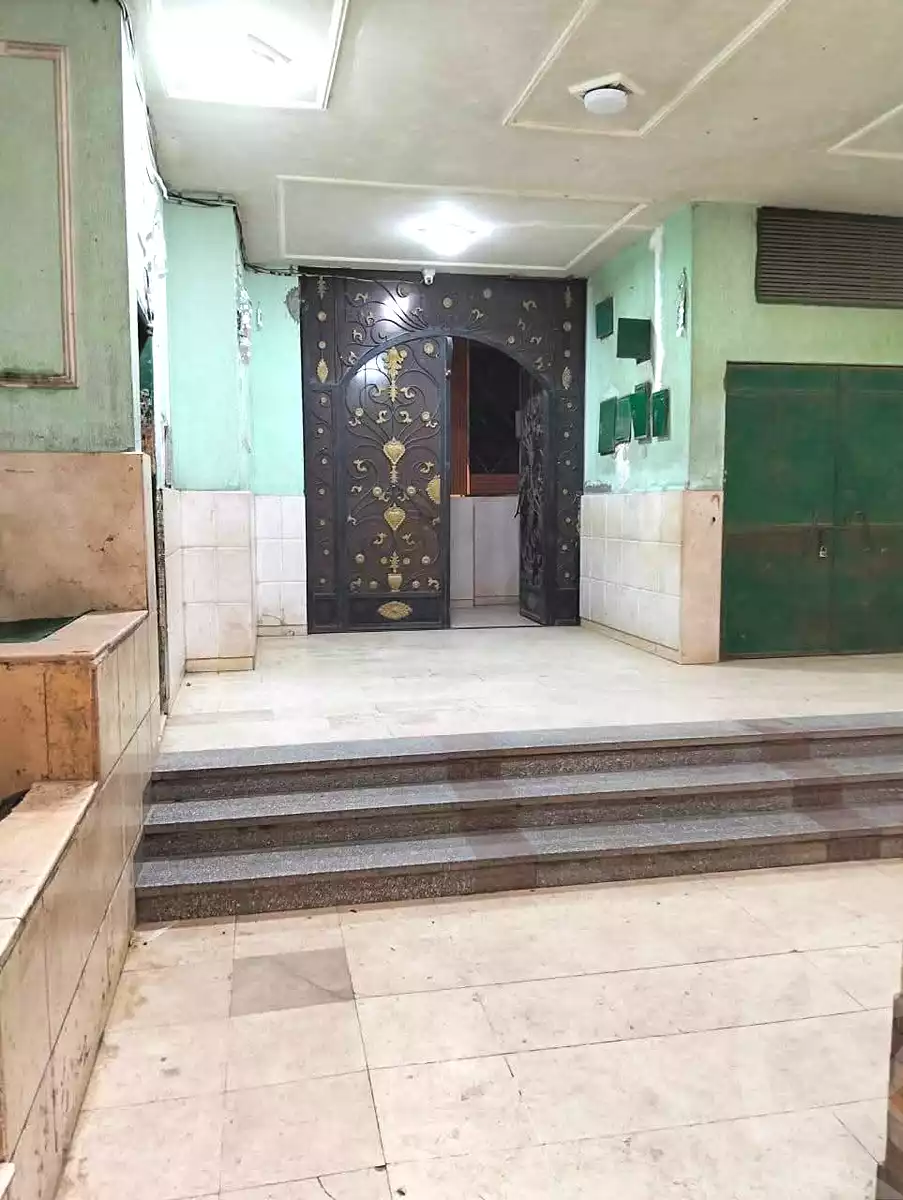 https://aqarmap.com.eg/ar/listing/6966199-for-sale-cairo-helwan-sherif-st