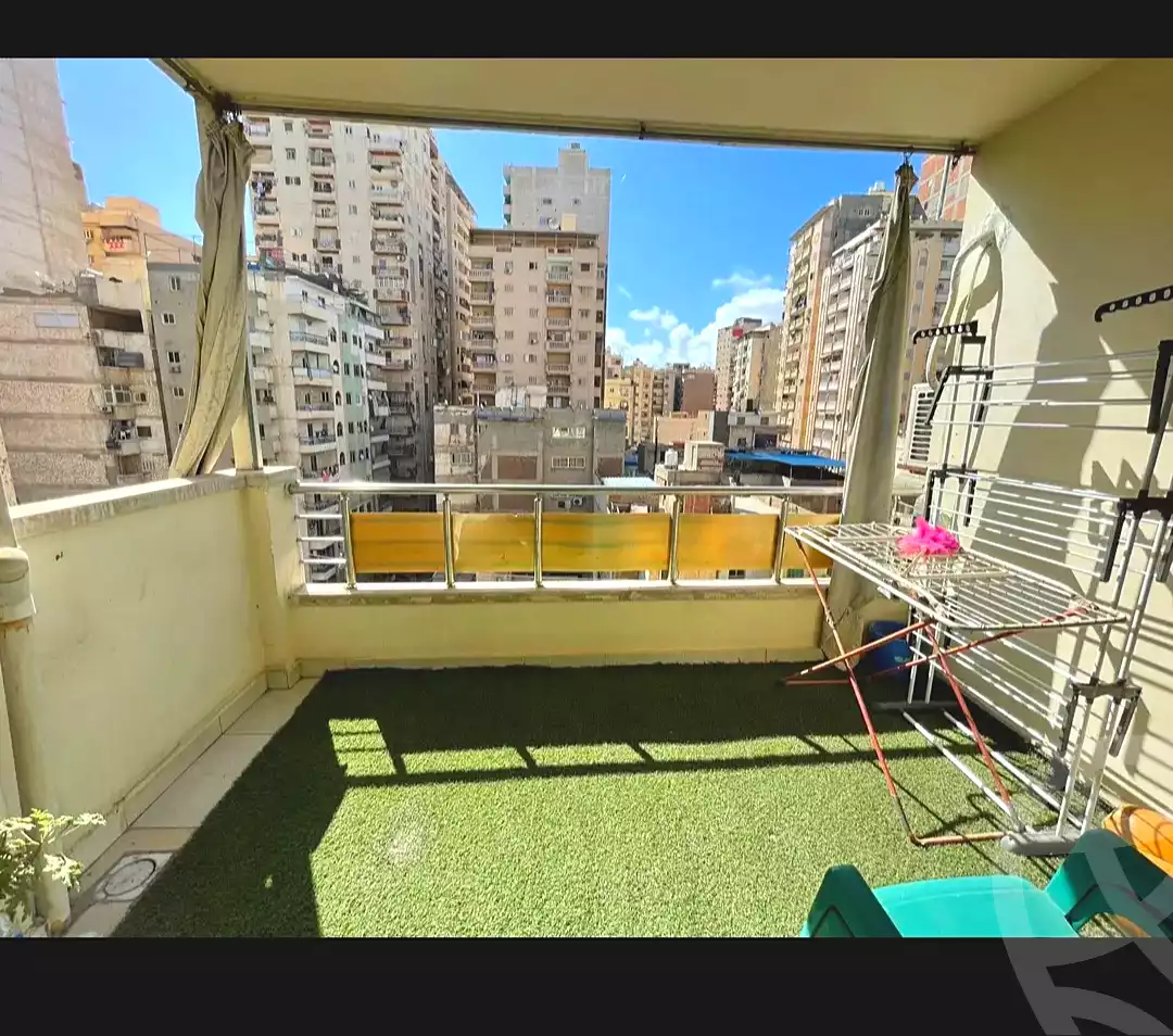 https://aqarmap.com.eg/ar/listing/6966504-for-sale-alexandria-el-mandara-shr-jml-bd-lnsr
