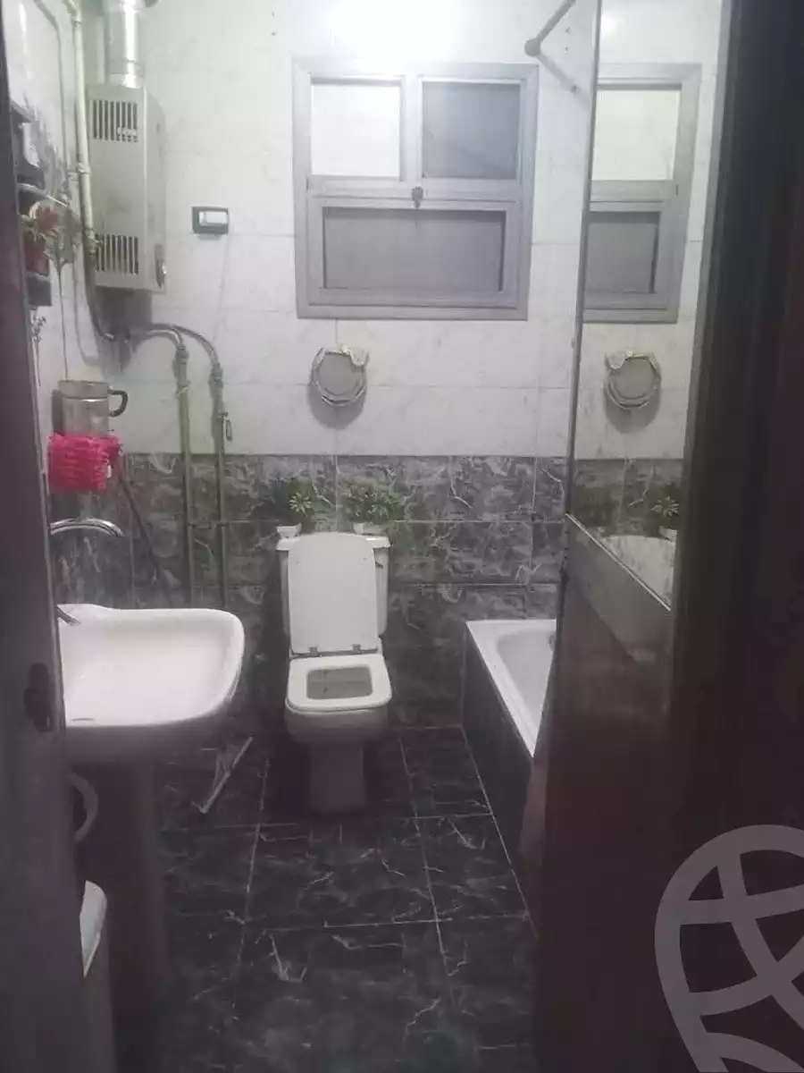 https://aqarmap.com.eg/en/listing/6966771-for-sale-cairo-helwan-mnshy-yn-hlwn-rael-st