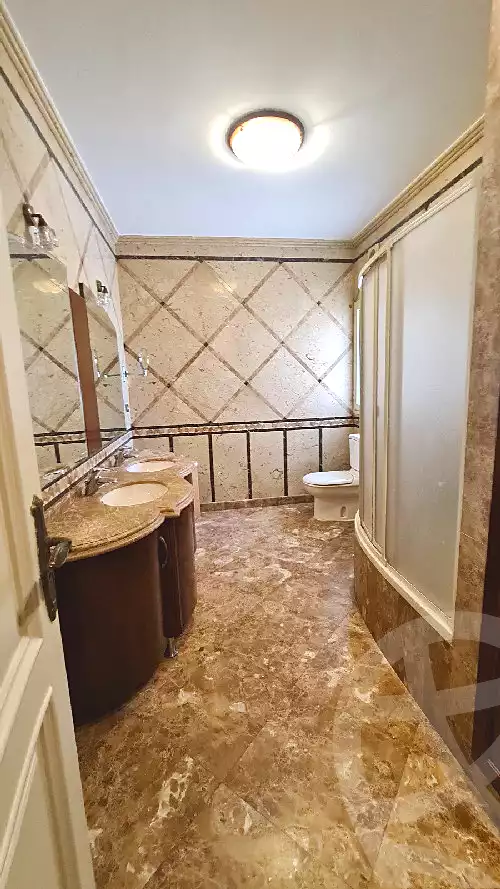 https://aqarmap.com.eg/ar/listing/6967563-for-sale-alexandria-kafr-abdo-sant-square-st