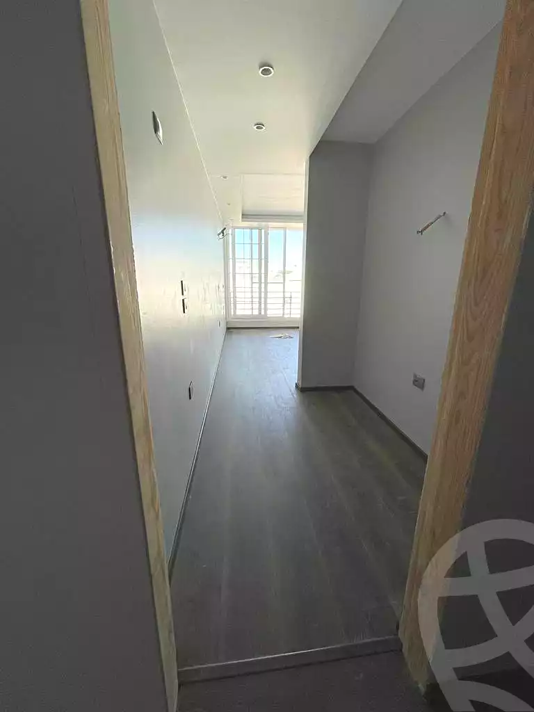 3 BR Apartment in Hyde Park, photo 18 of 21