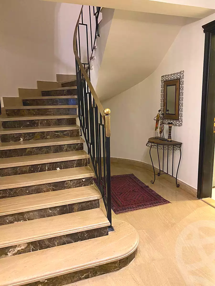 5 BR Twinhouse in Bellagio, photo 22 of 24