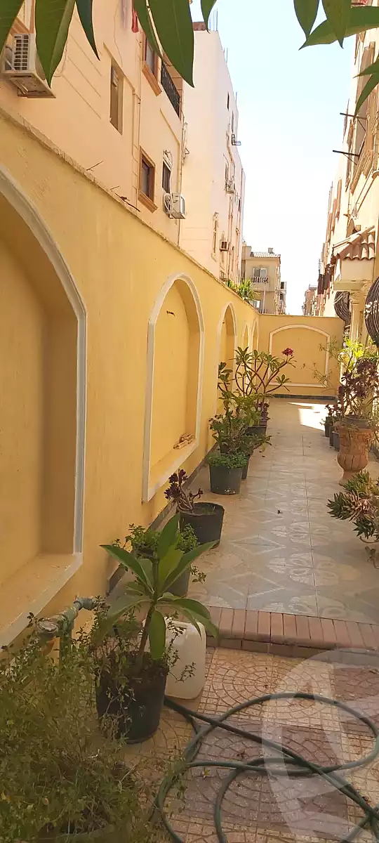 https://aqarmap.com.eg/ar/listing/6970005-for-sale-cairo-new-cairo-el-ahyaa-first-neighborhood-omar-ibn-abd-el-aziz-st