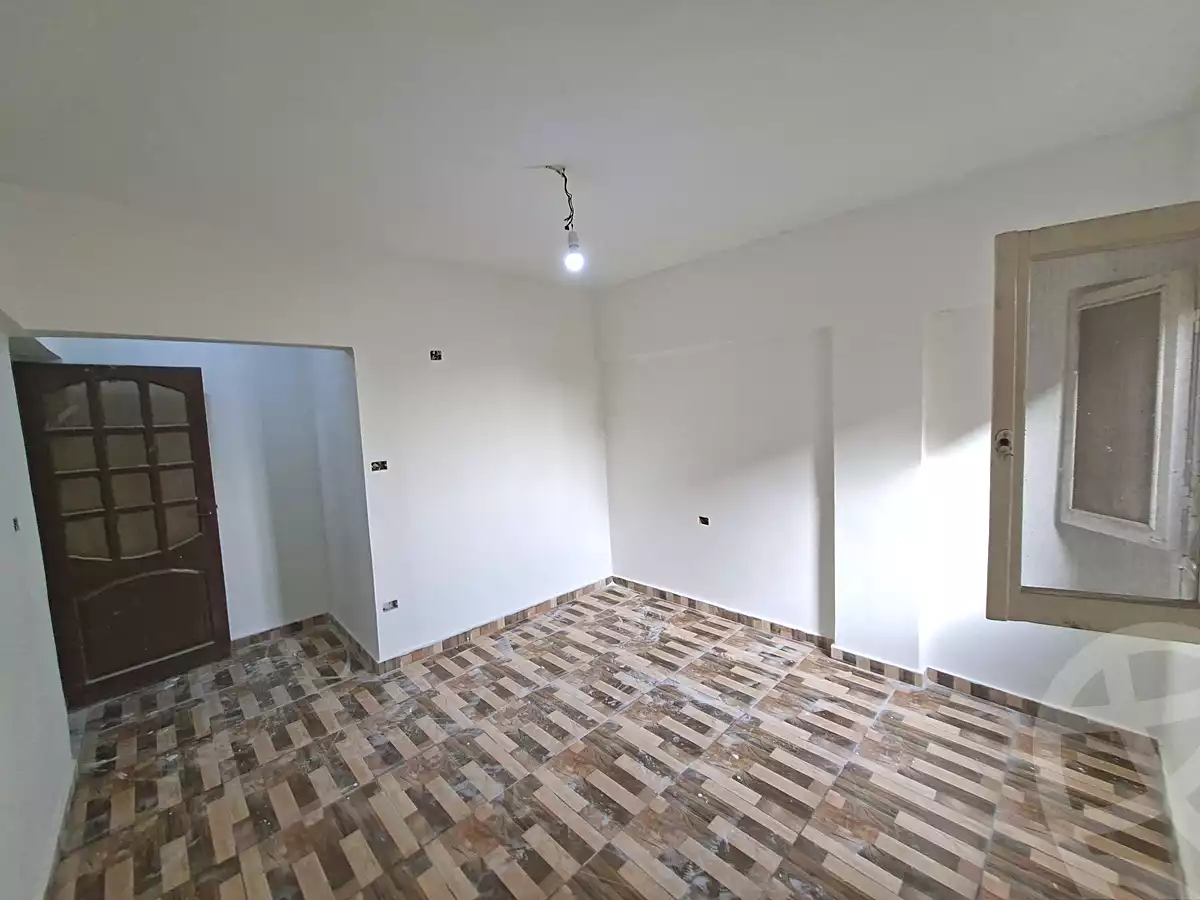 https://aqarmap.com.eg/ar/listing/6970113-for-sale-cairo-15th-of-may-mjwr-31