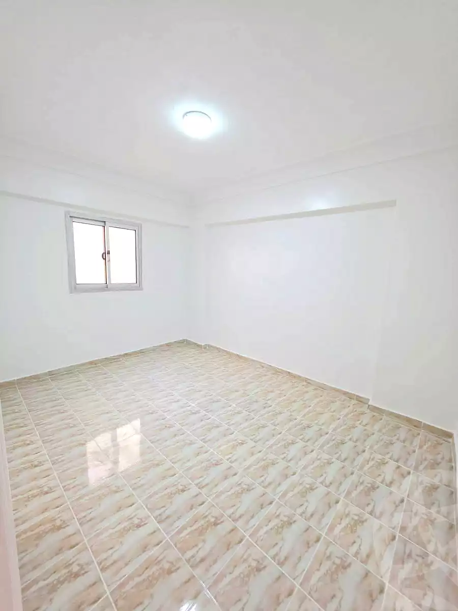 https://aqarmap.com.eg/ar/listing/6970650-for-sale-alexandria-al-agamy-shataa-el-nakheel-street-63