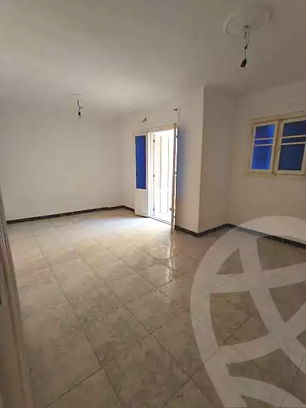 https://aqarmap.com.eg/ar/listing/6970755-for-sale-alexandria-sydy-bshr-sydy-bshr-bhry-shr-mhmwd-l-yswy