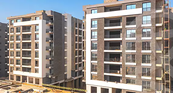 https://aqarmap.com.eg/ar/listing/6971254-for-sale-cairo-new-administrative-capital-r7-castle-landmark