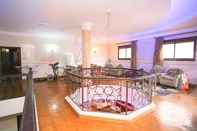 https://aqarmap.com.eg/ar/listing/6971529-for-sale-alexandria-l-zryt-champollion-st