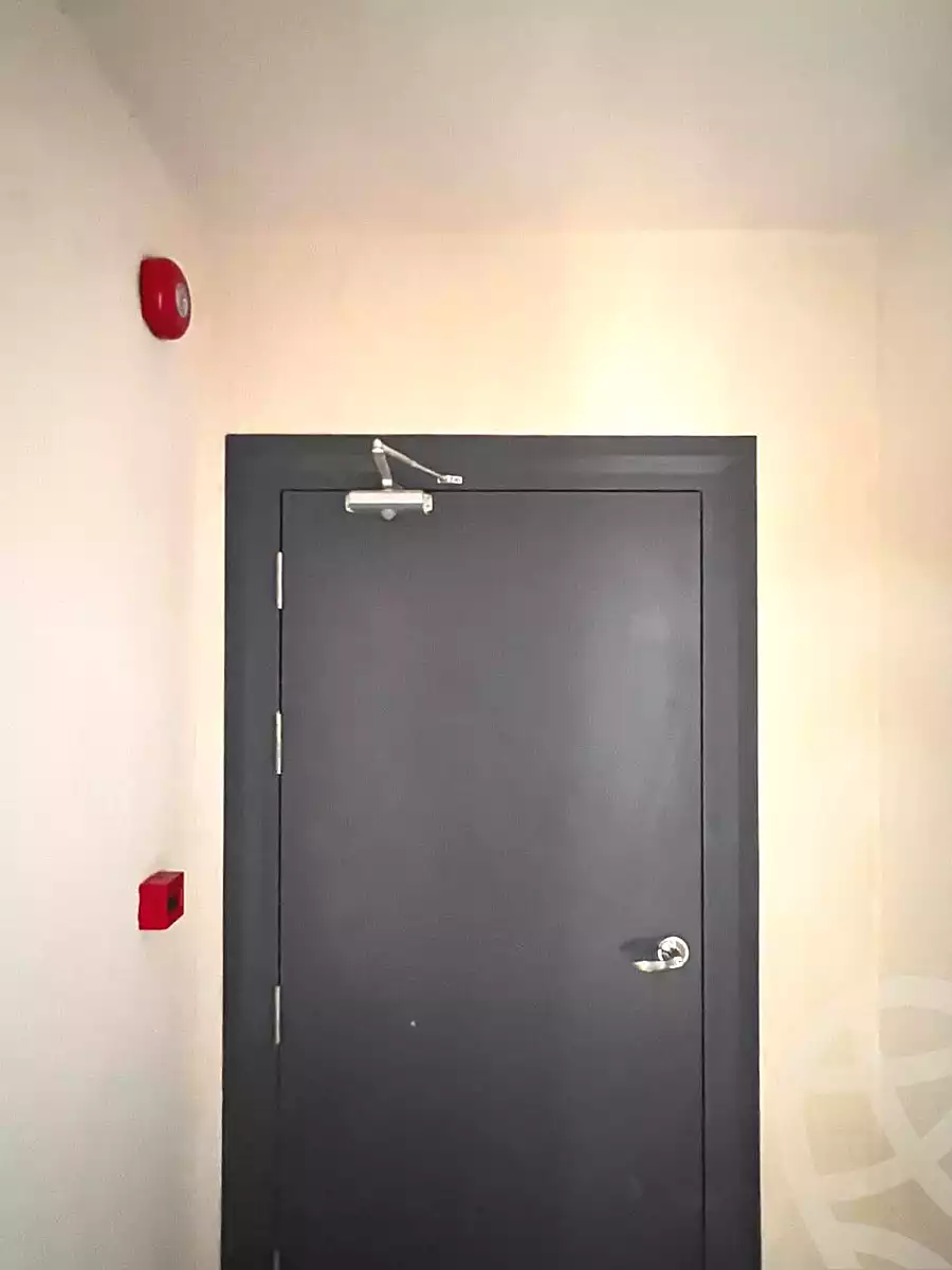 https://aqarmap.com.eg/en/listing/6971596-for-sale-cairo-new-administrative-capital-r8-rmtn
