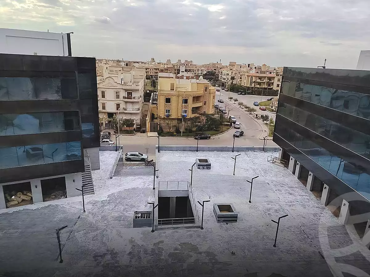 https://aqarmap.com.eg/ar/listing/6971616-for-sale-cairo-new-cairo-compounds-rio-mall