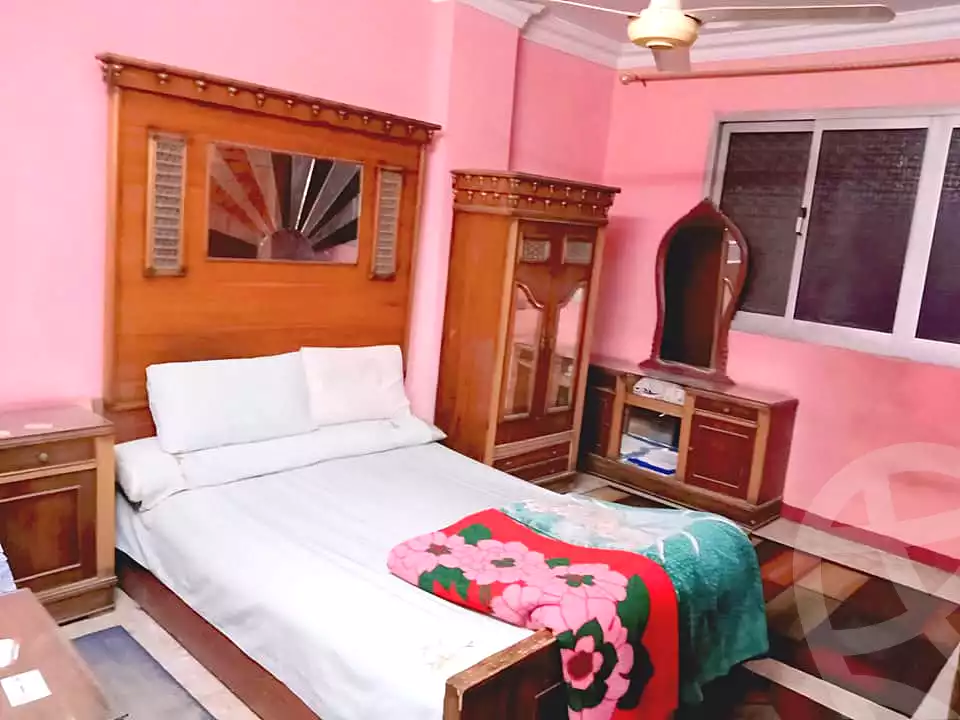 https://aqarmap.com.eg/ar/listing/6971926-for-sale-cairo-el-haram-bolak-el-dakror-nahia-st