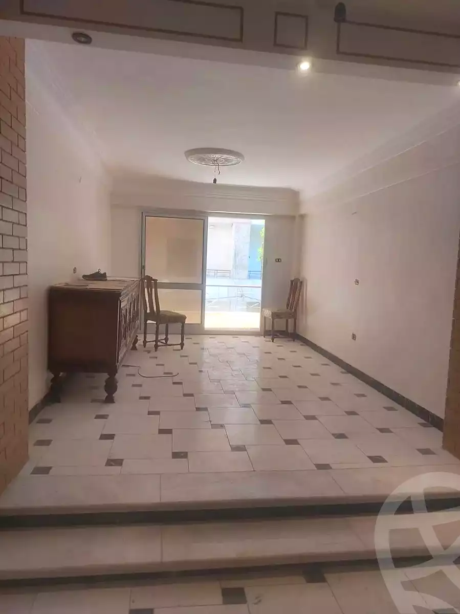 https://aqarmap.com.eg/ar/listing/6971974-for-sale-alexandria-al-agamy-lbytsh-bianchiii