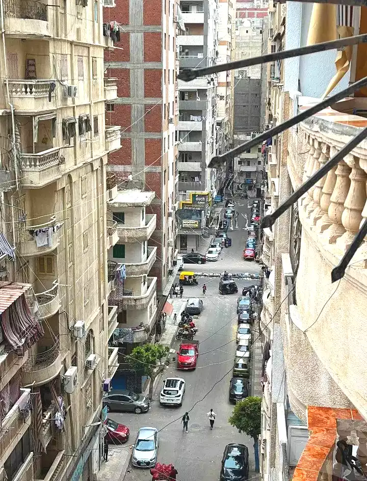 https://aqarmap.com.eg/ar/listing/6972058-for-sale-alexandria-sydy-bshr-sydy-bshr-bhry-amr-el-nogomy-st