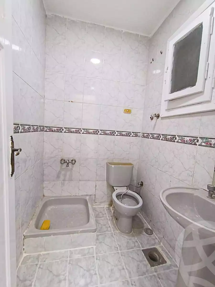 https://aqarmap.com.eg/ar/listing/6972636-for-sale-alexandria-al-agamy-shataa-el-nakheel