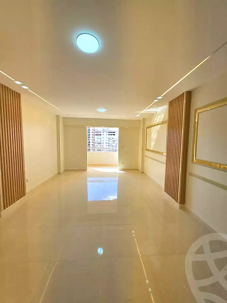 https://aqarmap.com.eg/ar/listing/6972665-for-sale-alexandria-miami