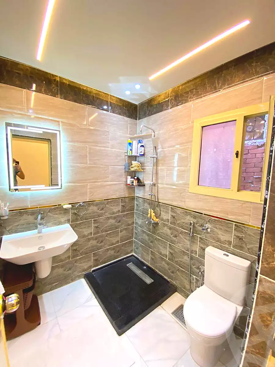 https://aqarmap.com.eg/ar/listing/6972966-for-sale-alexandria-al-agamy-lbytsh-qased-kareem-st