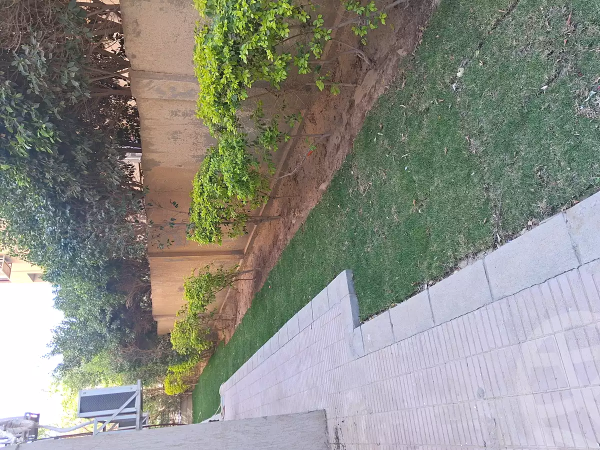 https://aqarmap.com.eg/en/listing/6973174-for-sale-cairo-el-sheikh-zayed-city-compounds-beverly-hills