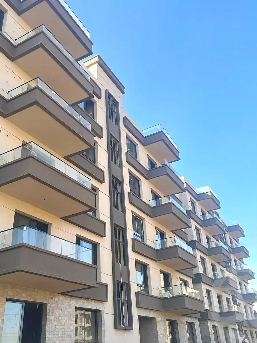 https://aqarmap.com.eg/ar/listing/6973600-for-sale-cairo-el-sheikh-zayed-city-lshykh-zyd-ljdyd-de-joya-taj-misr-new-zayed