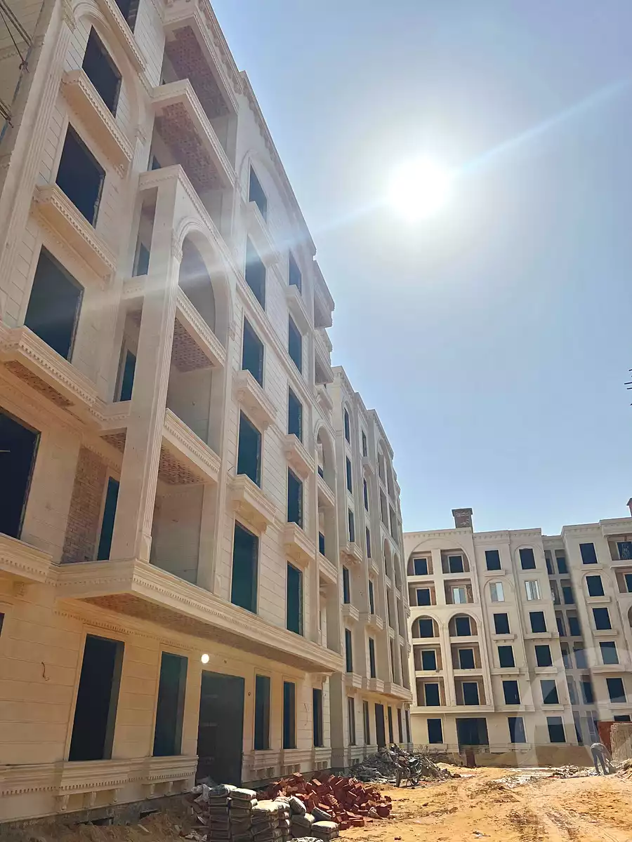 https://aqarmap.com.eg/ar/listing/6973792-for-sale-cairo-6th-of-october-hadaeq-october-compounds-green-city-compound-qebaa