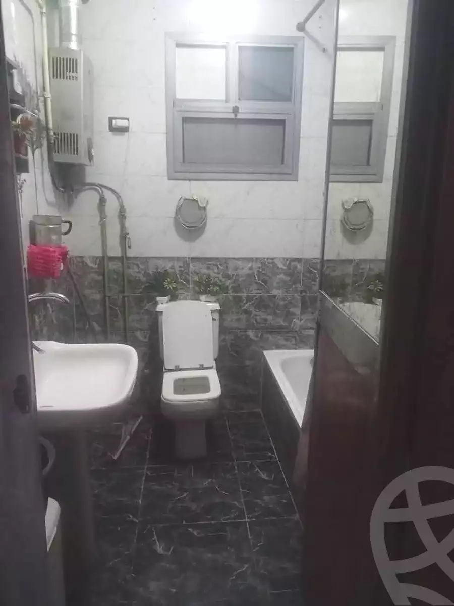 https://aqarmap.com.eg/ar/listing/6974124-for-sale-cairo-helwan-mnshy-yn-hlwn-rael-st