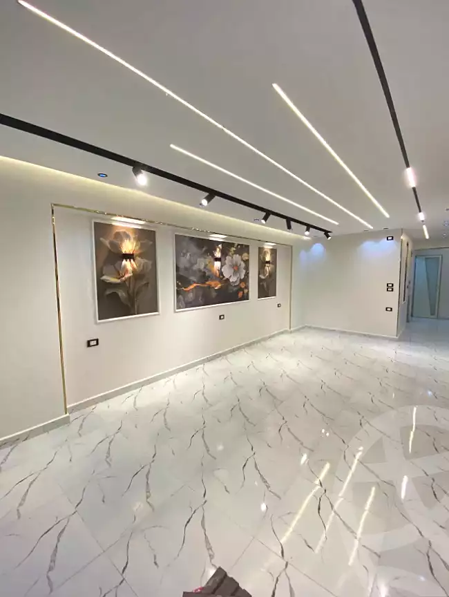https://aqarmap.com.eg/ar/listing/6974453-for-sale-cairo-elnozha-Streettt-27