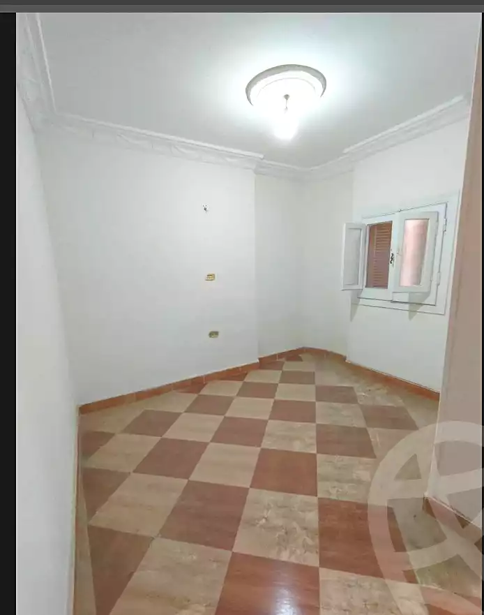 https://aqarmap.com.eg/ar/listing/6974642-for-sale-alexandria-al-agamy-lbytsh-el-saleheen-mosque-st