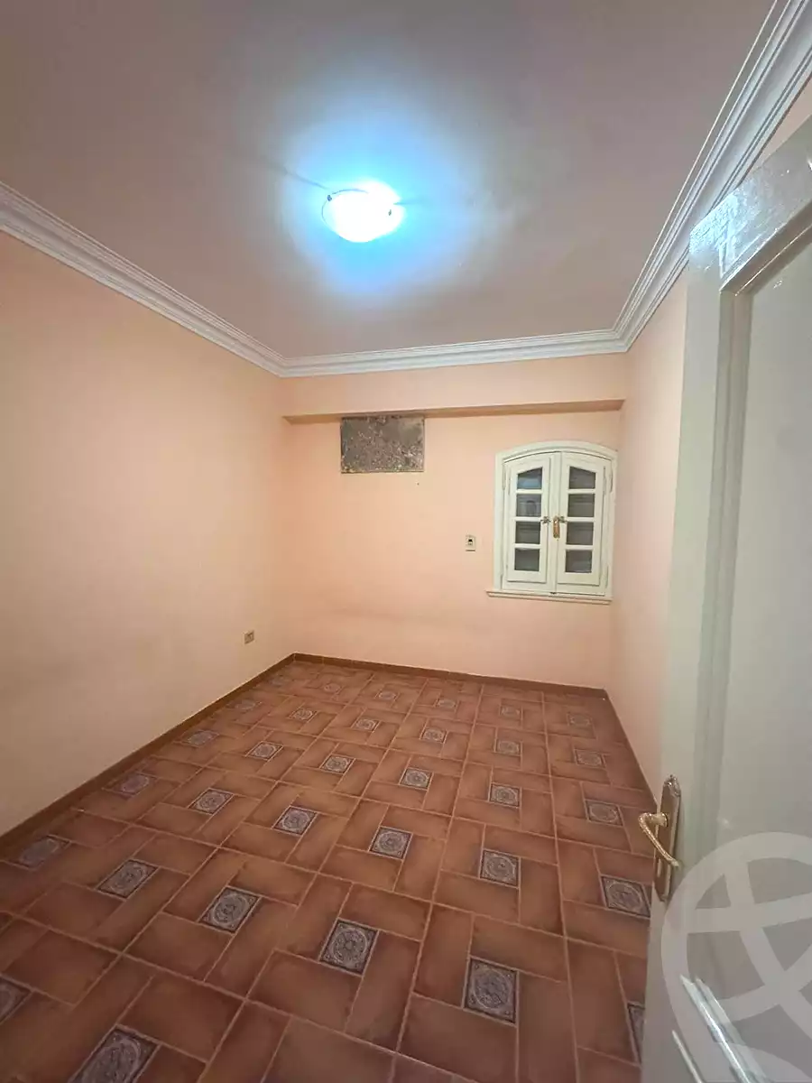 https://aqarmap.com.eg/ar/listing/6974739-for-sale-cairo-helwan-mahmoud-khater-st