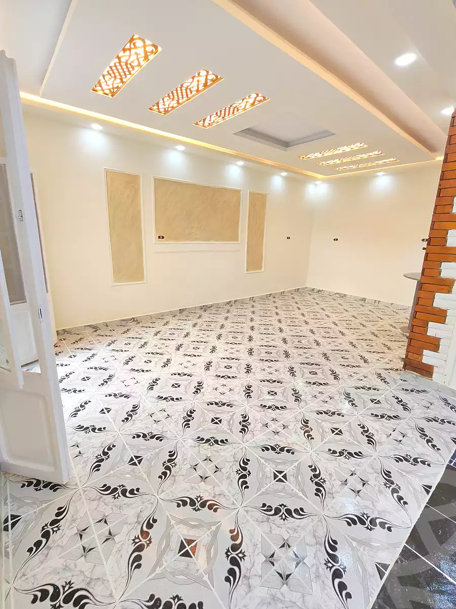 https://aqarmap.com.eg/ar/listing/6974758-for-sale-alexandria-al-agamy-shataa-el-nakheel