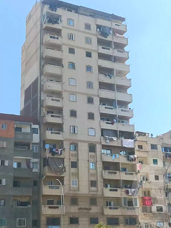 https://aqarmap.com.eg/ar/listing/6974834-for-sale-alexandria-alhadara-new-el-hadra