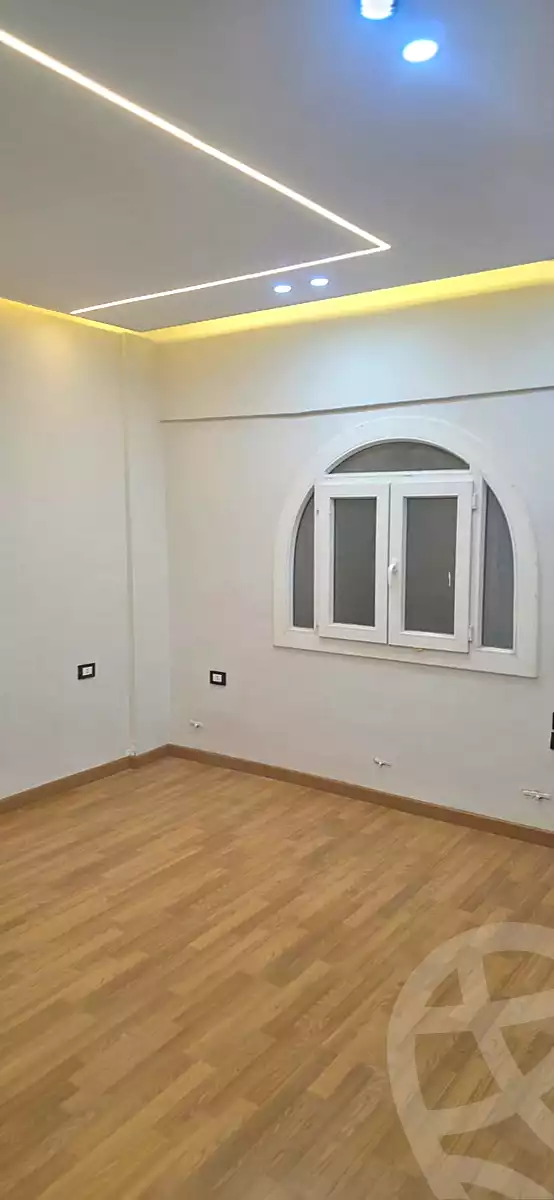 https://aqarmap.com.eg/ar/listing/6974852-for-rent-cairo-new-cairo-gharb-arabila-selim-st