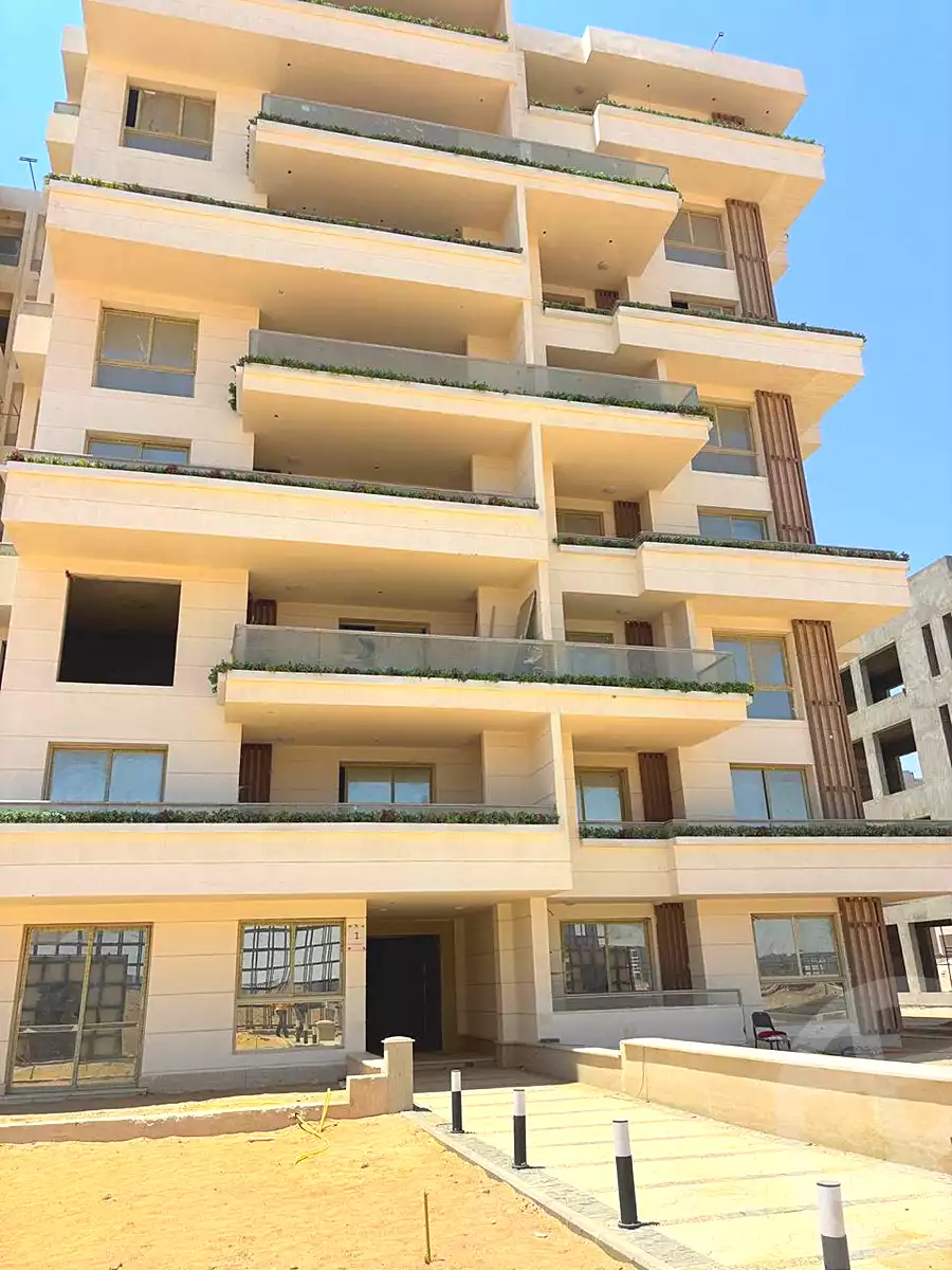 https://aqarmap.com.eg/ar/listing/6975442-for-sale-cairo-new-administrative-capital-r8-de-joya-4-compound-taj-misr