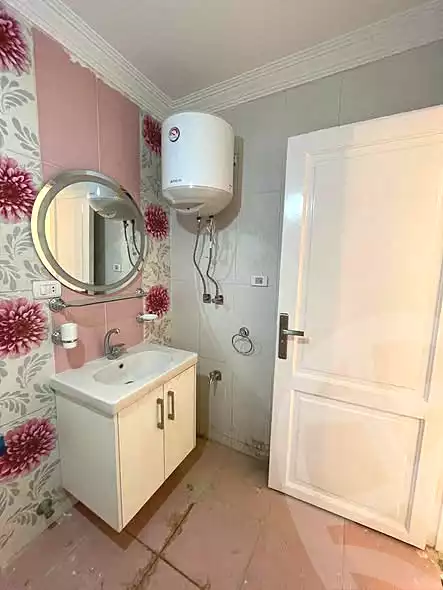 https://aqarmap.com.eg/ar/listing/6975529-for-sale-cairo-helwan-helwan-el-sharkeya-gaafar-st