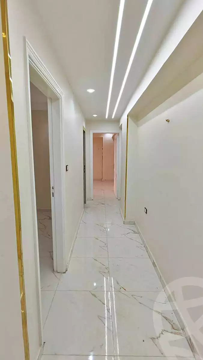 https://aqarmap.com.eg/ar/listing/6975884-for-rent-cairo-helwan-mostafa-fahmy-st