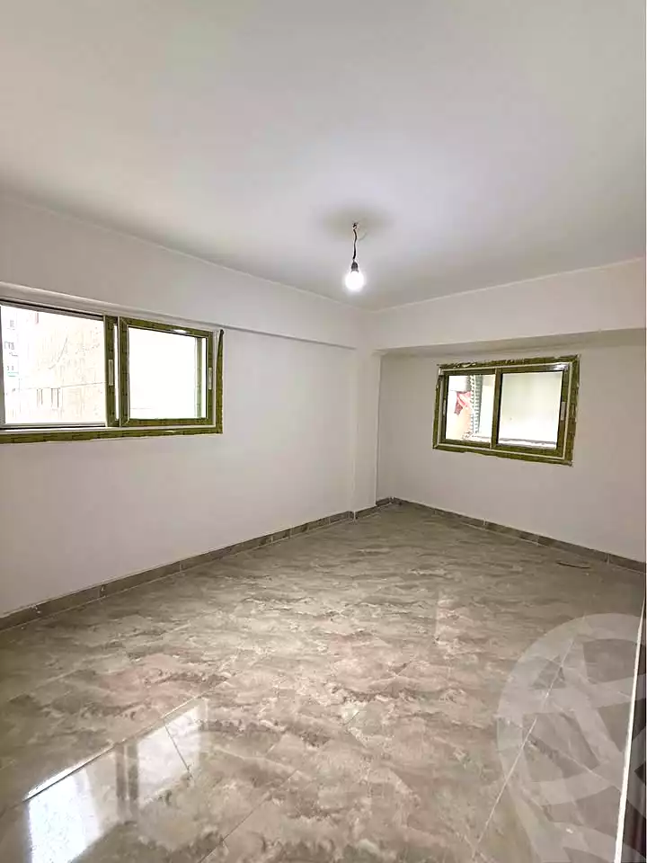 https://aqarmap.com.eg/ar/listing/6975932-for-sale-alexandria-sydy-bshr-sydy-bshr-bhry-street-16