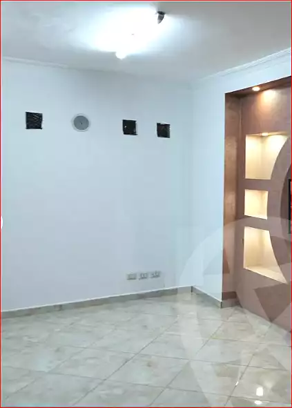 https://aqarmap.com.eg/ar/listing/6975961-for-sale-cairo-helwan-mnshy-hlwn-ljdyd-abd-allah-mahmoud-st